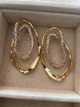 Load image into Gallery viewer, Sin City Statement Earrings