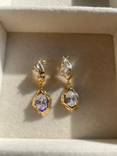 Load image into Gallery viewer, Mrs. To Be Earrings