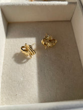Load image into Gallery viewer, The Heirloom Earrings