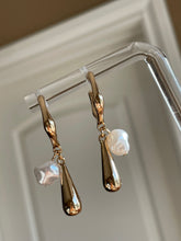 Load image into Gallery viewer, Autumn Pearl Earrings