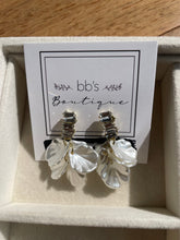 Load image into Gallery viewer, Gardenia Drop Earrings
