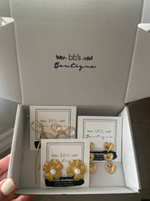 Load image into Gallery viewer, Advent Surprise Me Box